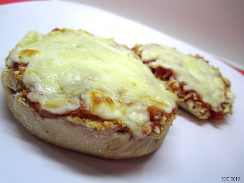 EnglishMuffinPizza