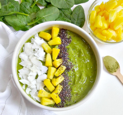 green smoothie bowl