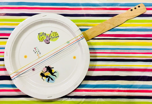 paper plate guitar