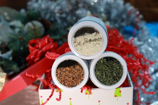 3 tins of spice blends in a gift box