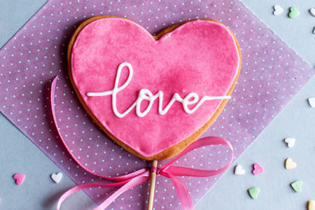 heart-shaped cookie