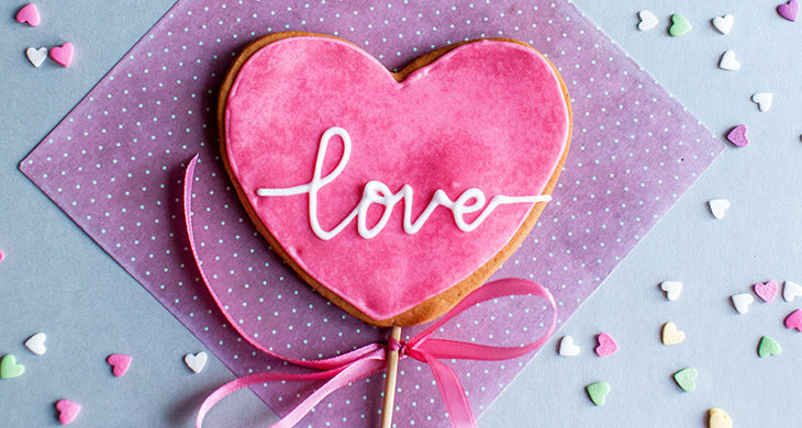 heart-shaped cookie