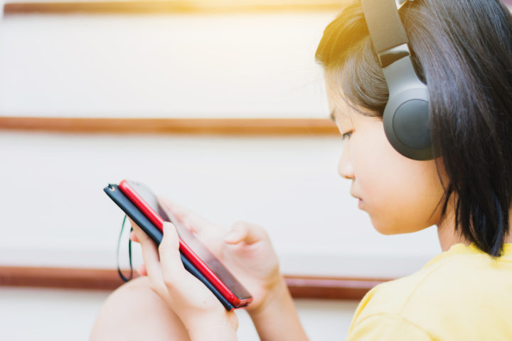 Keep Young Learners Discovering with Summer-themed Podcasts